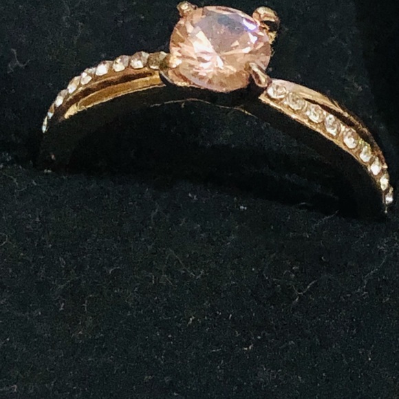 Ring - Picture 3 of 7